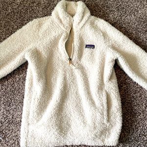 Patagonian half zip up